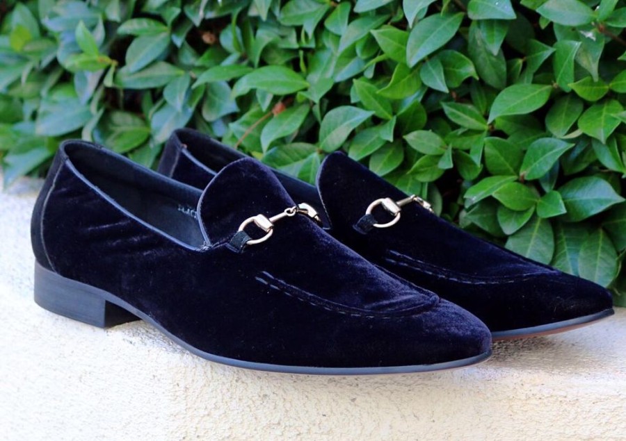 CARRUCCI Velvet Slip-On Loafer Black | Formal