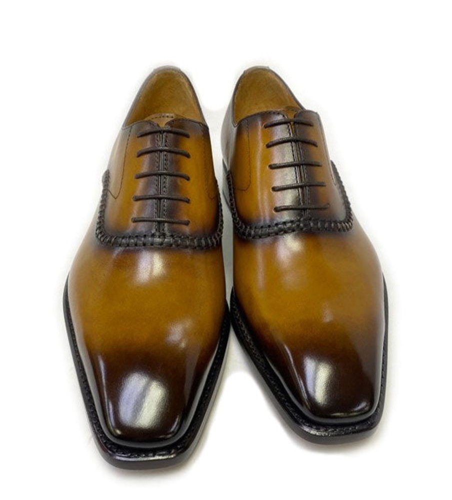 Ugo Vasare Daniel Burnished Calfskin Lace-Up Oxford Caramel | Lace-Ups