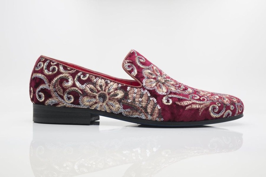 CARRUCCI Embroidered Velvet Slip-On Loafer Ruby | Formal