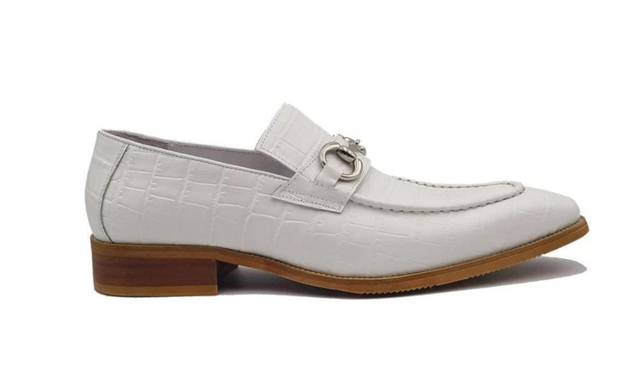 Carrucci by Maurice Style: 503-61E-White | Loafers