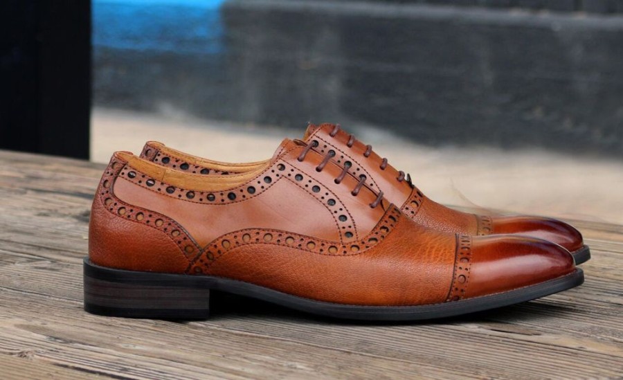 CARRUCCI Calfskin & Deerskin Lace-Up Oxford Cognac | Lace-Ups