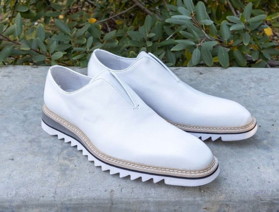 Carrucci by Maurice Style: 550-08-White | Loafers