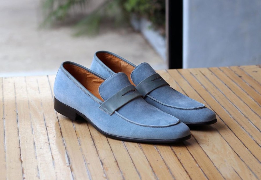 Carrucci by Maurice Stylish Suede Penny Loafer Light/Blue | Suede