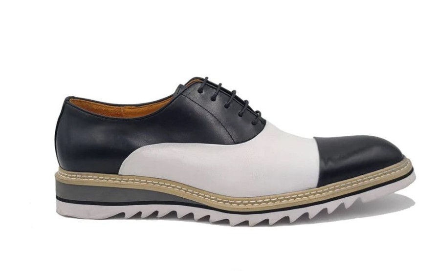 Carrucci Style: 552-03T-Black/White | Lace-Ups