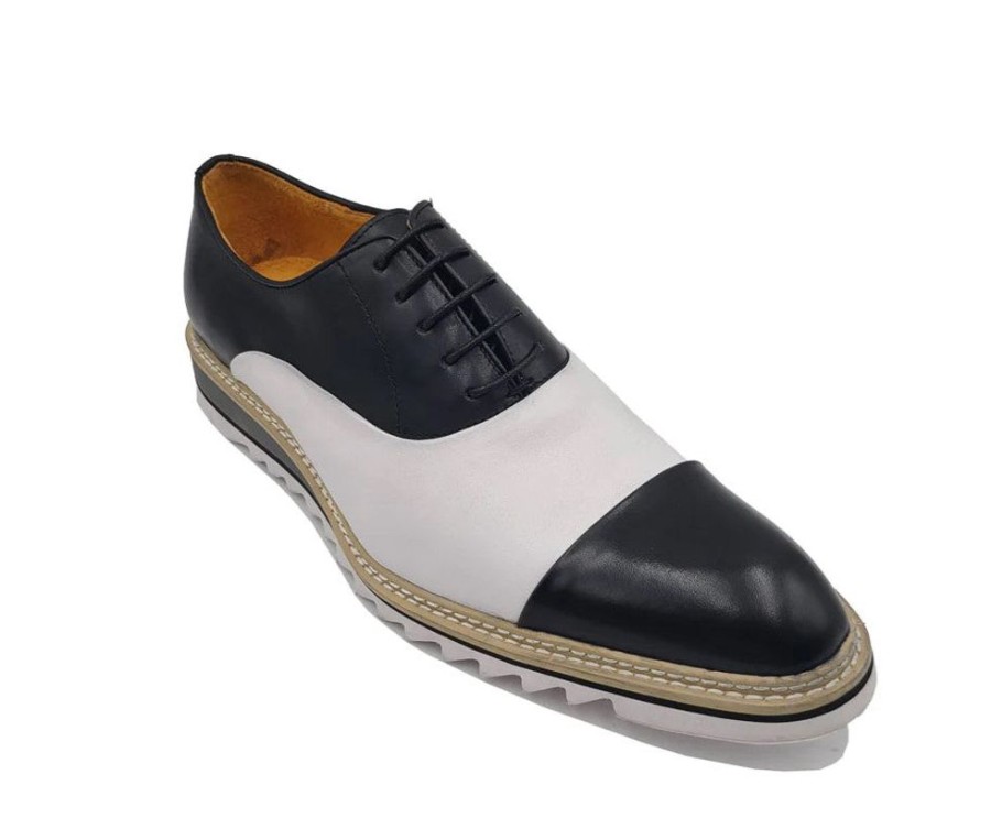 Carrucci Style: 552-03T-Black/White | Lace-Ups