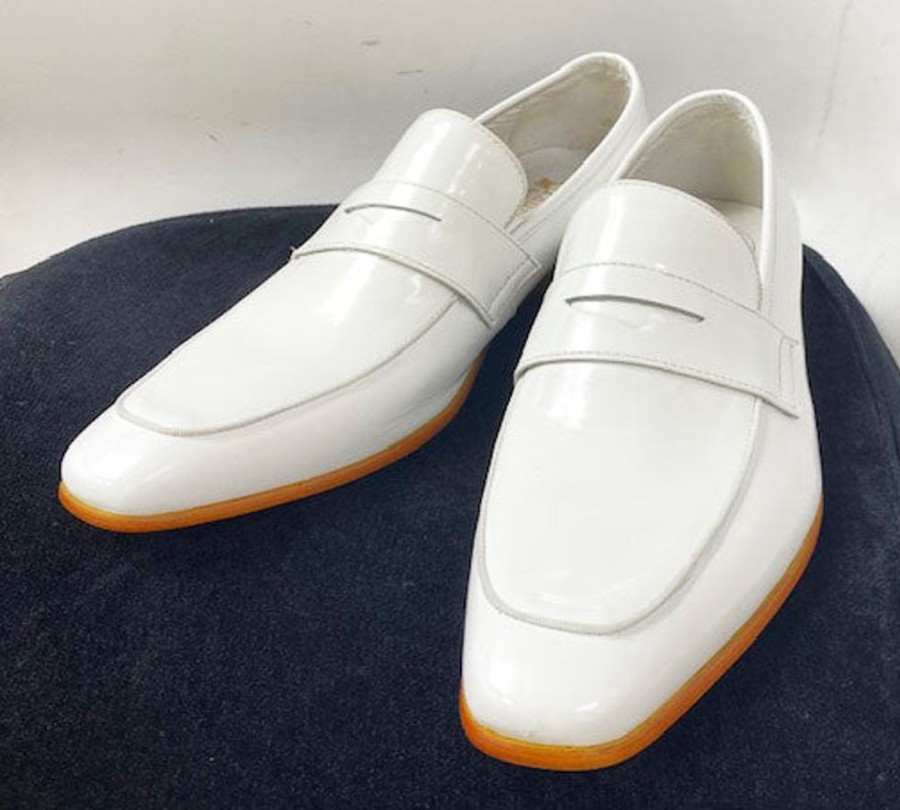 Carrucci by Maurice Style: 2240-12P-White | Loafers