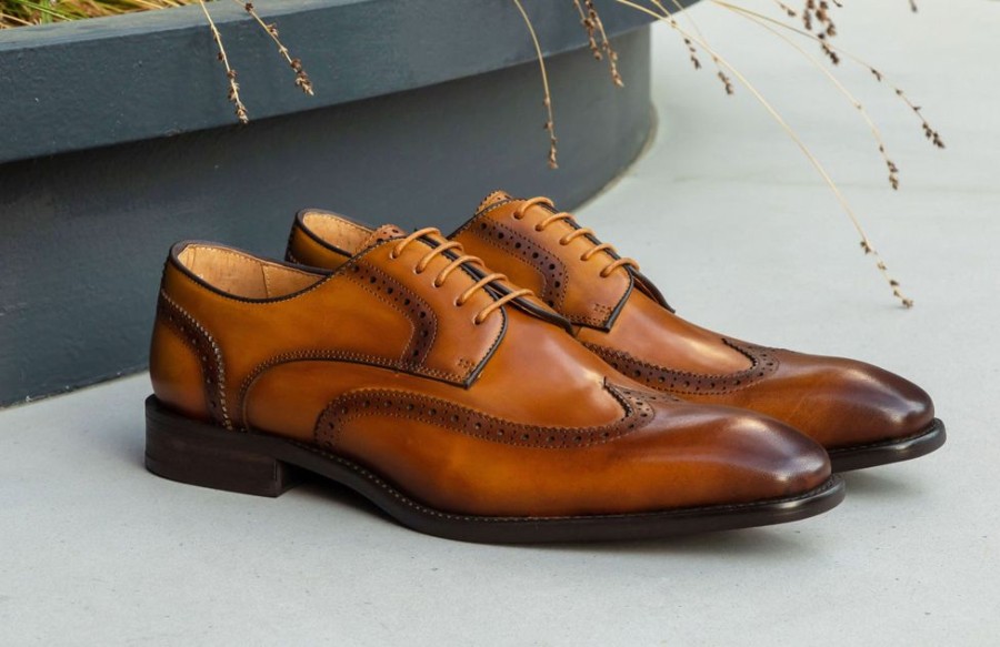 Maurice Burnished Leather Lace-Up Shoe Cognac | Lace-Ups