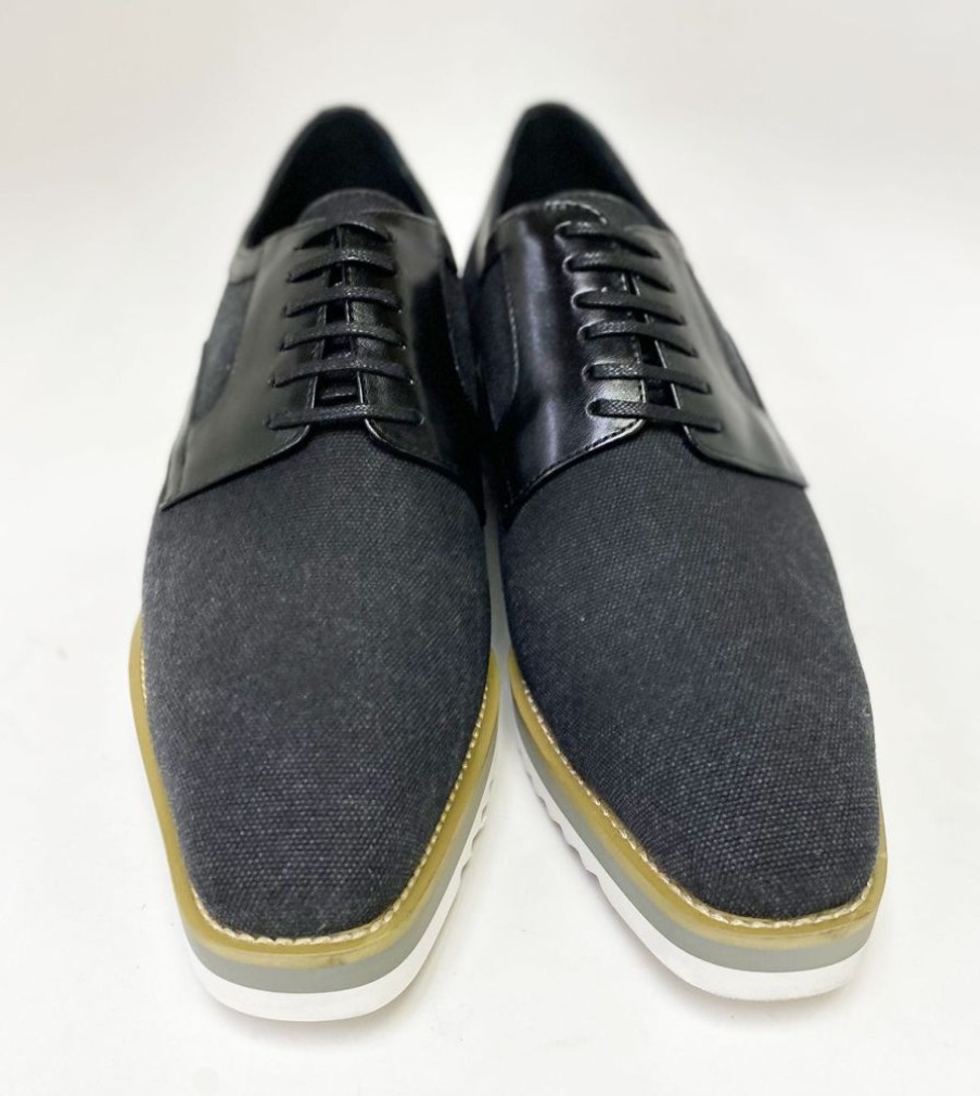 Carrucci by Maurice Style: 515-43-Black | Lace-Ups