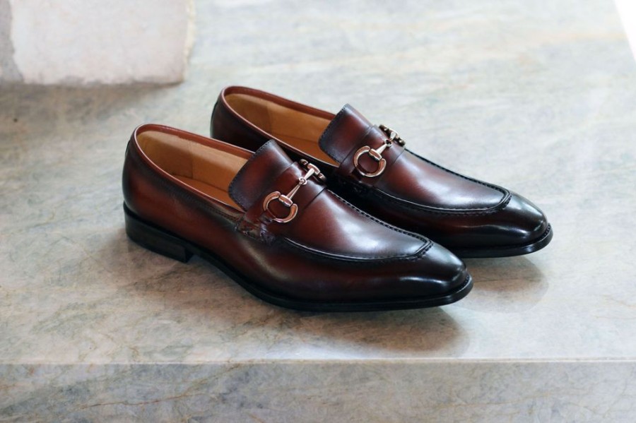 CARRUCCI Burnished Calfskin Slip-On Loafer Whiskey | Loafers