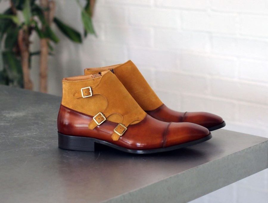 CARRUCCI Burnished Calfskin & Suede Slip-On Chukka Boot Cognac | Suede