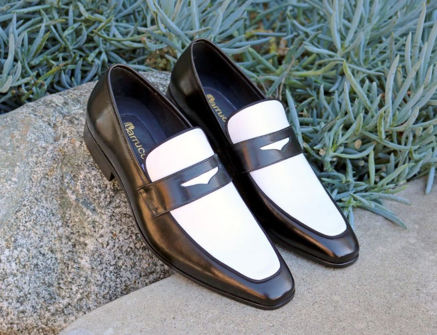 Maurice Style: 2240-12T-Black/White | Loafers