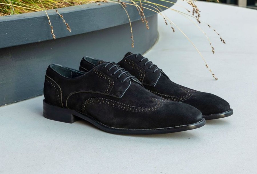 Maurice Suede Lace-Up Shoe Black | Suede