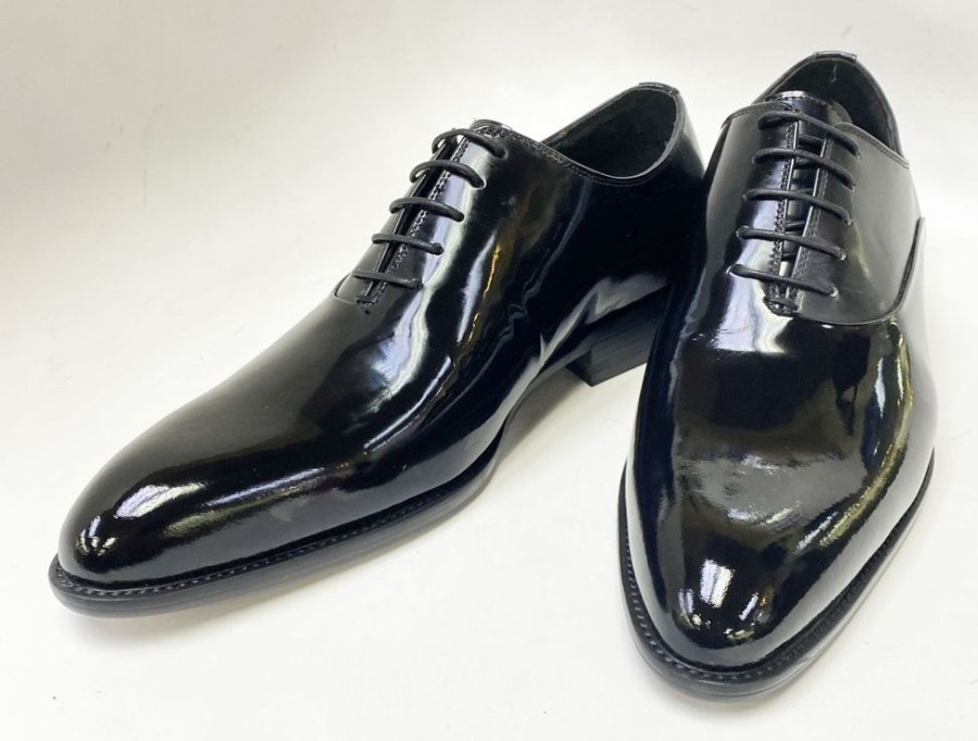 Carrucci by Maurice Style: Magnus-Black | Formal