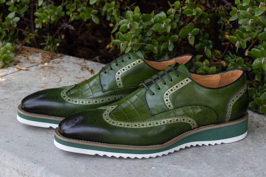 Carrucci by Maurice Style: 515-35-Olive | Lace-Ups