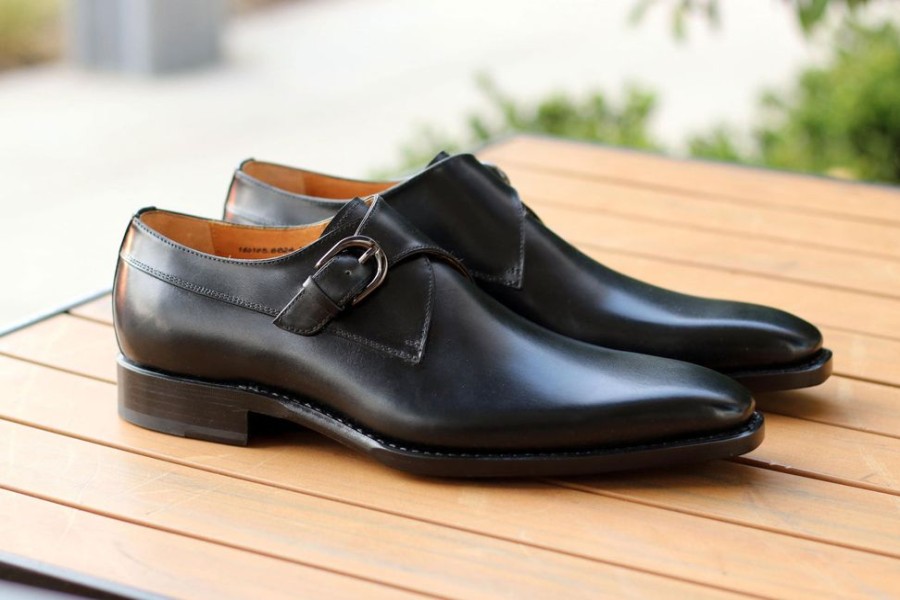 Ugo Vasare Burnished Calfskin Monkstrap Black | Monkstraps