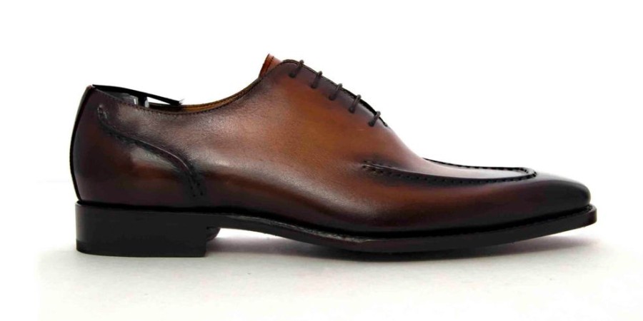 Ugo Vasare Burnished Calfskin "Arthur" Lace-Up Oxford Caramel | Lace-Ups