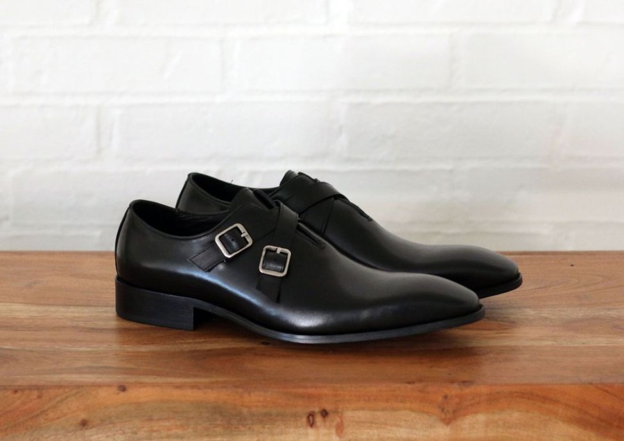 CARRUCCI Calfskin Cross Strap Loafer Black | Loafers