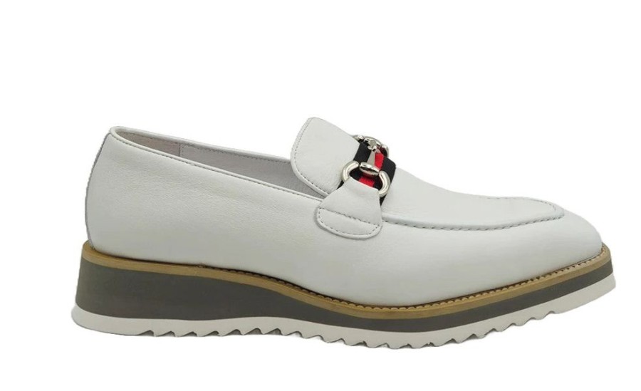 Carrucci by Maurice Style: 515-07R-White | Loafers