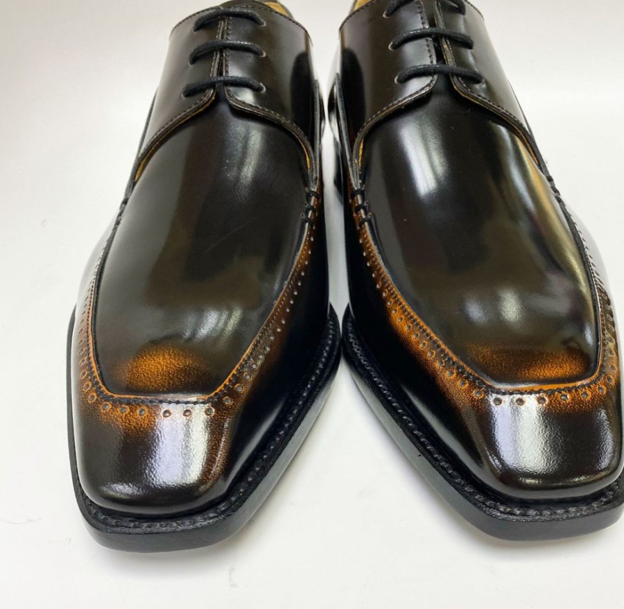 Ugo Vasare Shiny Calfskin Lace-Up Oxford Black/Caramel | Lace-Ups